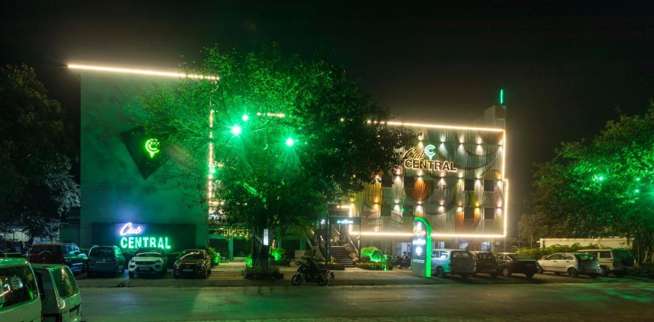 Club Central Bolpur Exterior foto